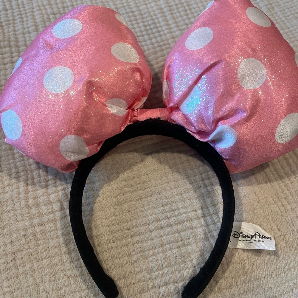 Disney parks LARGE Minnie Ears! Great condition!